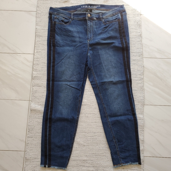 Additionelle (Love & Legend) Tuxedo Stripe Jeans Size 18 - Picture 3 of 5